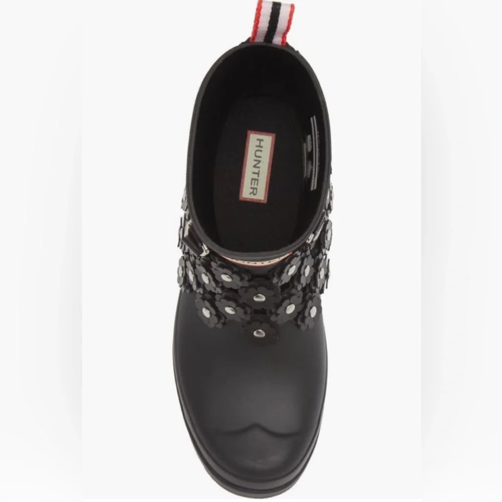 NIB $550 Noir Kei Ninomiya x Hunter Chain Embellished Rubber Ankle Rain Boot, 5M